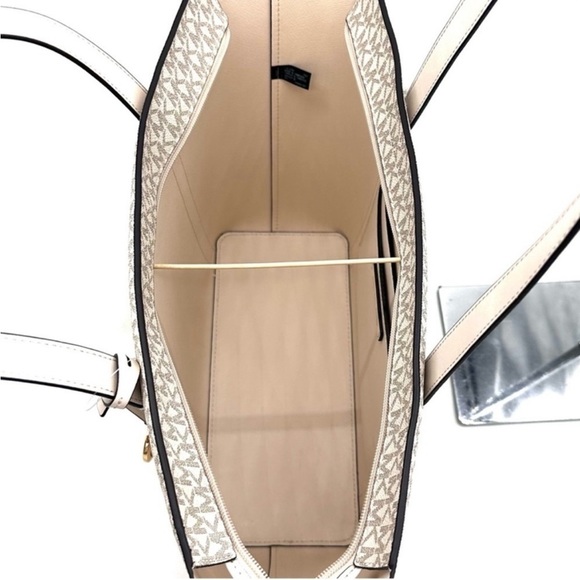 Michael Kors Pratt Large Signature Logo Tote Bag & Double Zip Wallet Light Cream - Picture 10 of 11